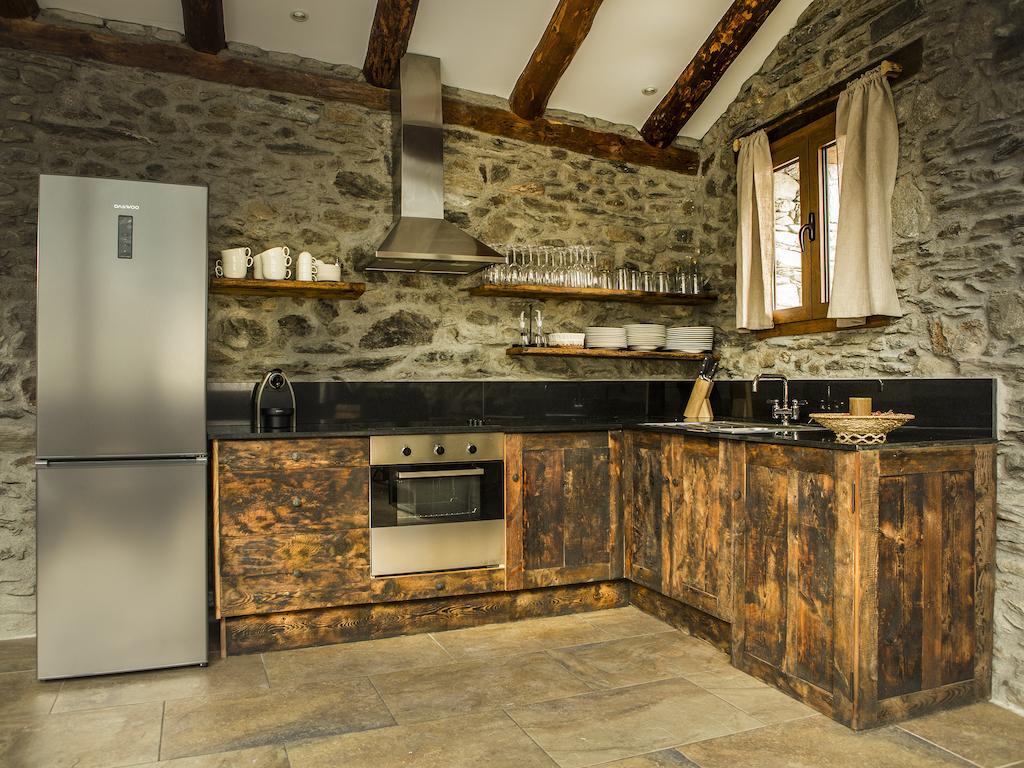 R De Rural - Casa Rural De Les Arnes Енкамп Стая снимка