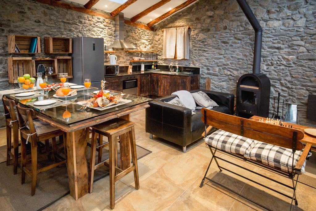 R De Rural - Casa Rural De Les Arnes Енкамп Стая снимка